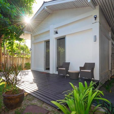 Ban Mok Talay Beachfront Villa 방 락 외부 사진