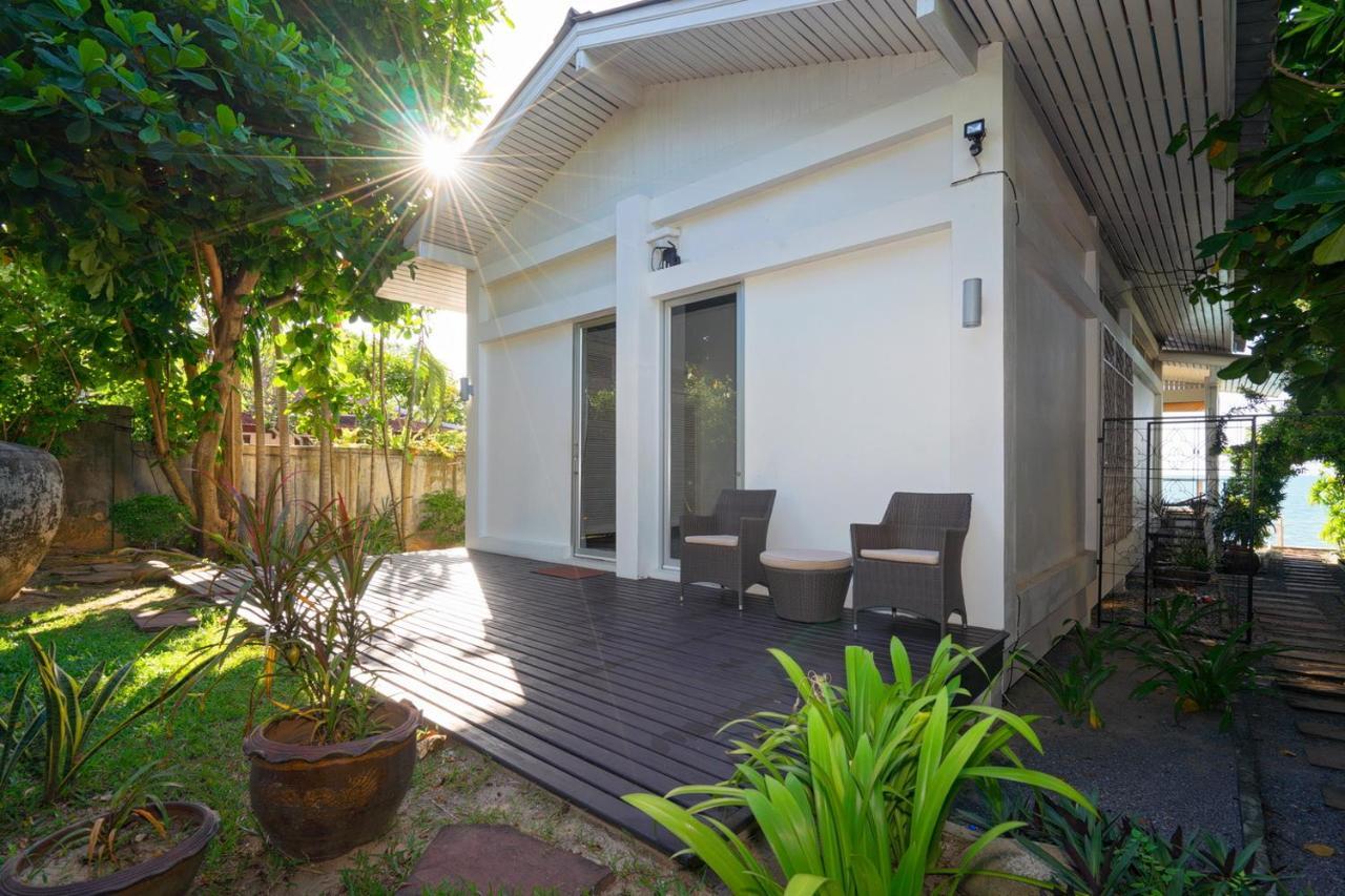 Ban Mok Talay Beachfront Villa 방 락 외부 사진